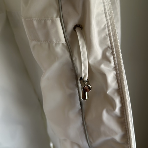 INTL d.e.t.a.i.l.s spring coat Size M - Picture 6 of 9